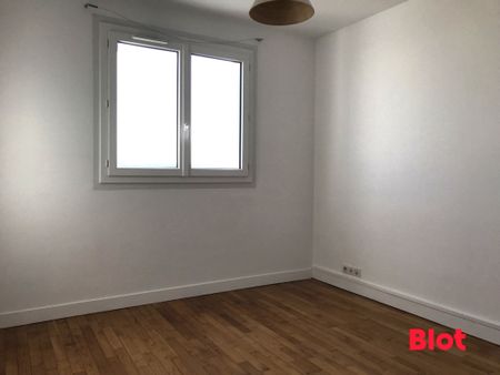 Location Appartement 4 pièces 66m² RENNES 35000 - Photo 4