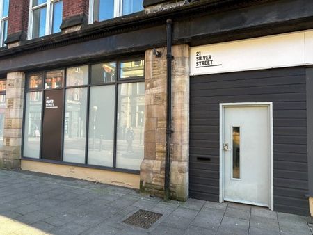 Flat 5, 21 Silver Street - Photo 2