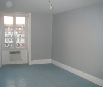 À louer / Appartement F2 / BESANCON CENTRE VILLE 8 rue Battant - Photo 1