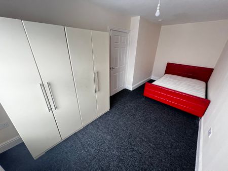 Whitmore Street, City Centre, Wolverhampton - Photo 3