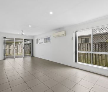 Dream Family Home Awaits at 45 O'Reilly Drive, Coomera – Modern Com... - Photo 2