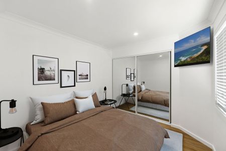 MODERN LIVING - Photo 2