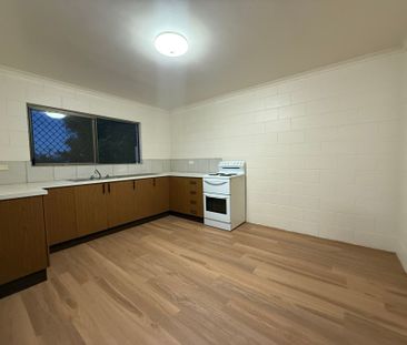 Half Duplex – Convenient & Low-Maintenance Living - Photo 6