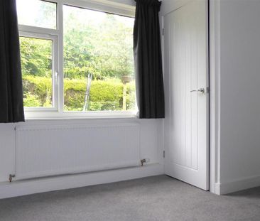 2 bedroom semi-detached bungalow to rent - Photo 1