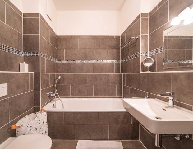 Stunning 2 bedroom apartment with parking in Mitte - Foto 1