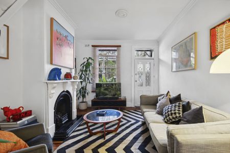 Inner-City Character Meets Contemporary Style - Photo 5