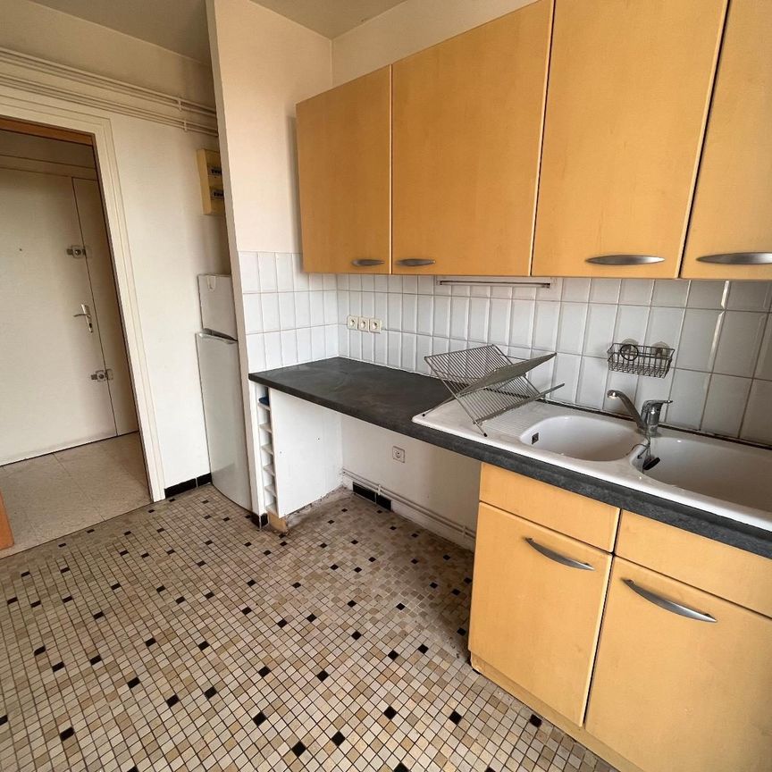 Clemenceau-T2-47,95m2 - Photo 1