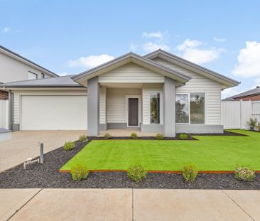 4-Bedroom Family Home in the Highly Sought-After Rosenthal Estate - Photo 5