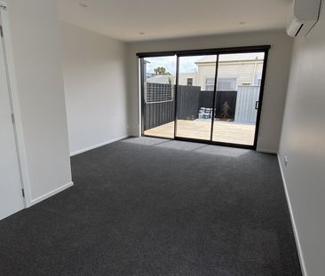 Superb Townhouse - Photo 1