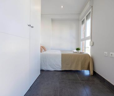 Avinguda de la Constitució, Valencia, Valencian Community 46019 - Photo 2