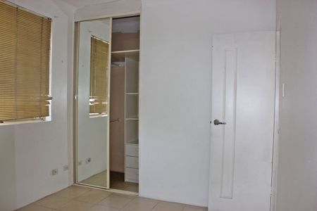 2 Bedroom Townhouse with Carspace - Photo 3