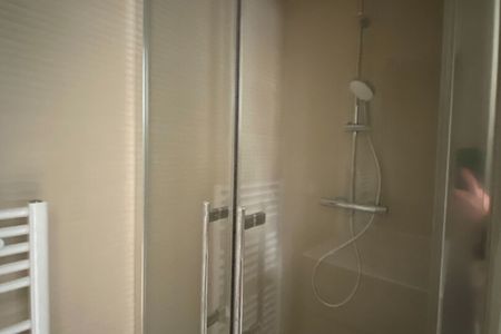 Appartement Charbonnieres Les Bains 2 pièce(s) 39.7 m2 - Photo 2