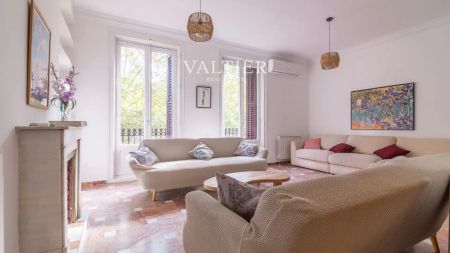 Piso de alquiler en Del Prado, Cortes - Huertas - Foto 2