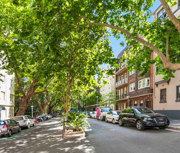 132/19 Tusculum Street, Potts Point NSW 2011 - Apartment For Rent |... - Photo 2