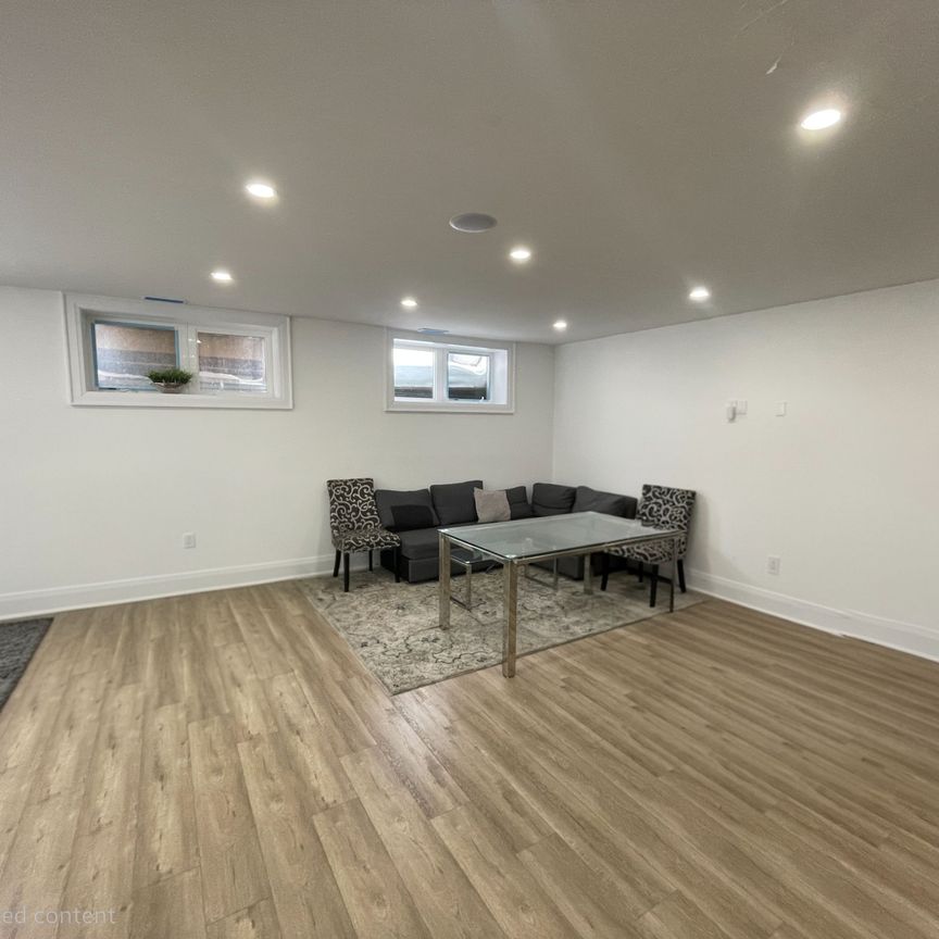 For Lease - 89 Cadorna Avenue, Toronto, Ontario - Photo 1