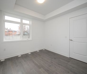 For Lease - 1070 DOUGLAS MCCURDY COMM N/A Unit# 119, Mississauga, O... - Photo 4