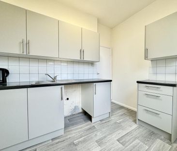 2 bedroom duplex to rent - Photo 2