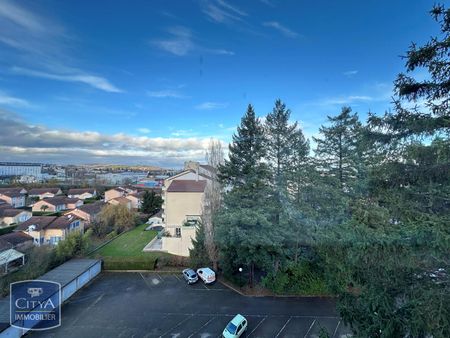 Location Appartement 1 pièce 30m² CHARNAY LES MACON 71850 - Photo 3