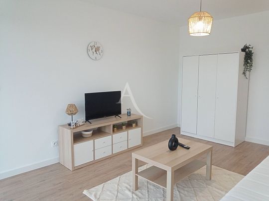 Location Appartement 1 pièce 36m² - Photo 1