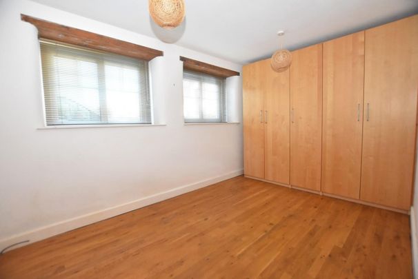 1 bedroom Flat To Let - Photo 1