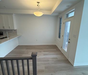 For Lease - 75 Vinewood Crescent, Barrie, Ontario - Photo 1