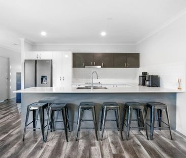 Modern Comfort in a Peaceful Setting - Photo 3