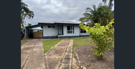 CLOSE TO PRIMARY SCHOOL AND GOLF COURSE - Photo 5