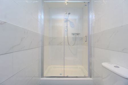 Crofts Street, Roath, Cardiff - Photo 5