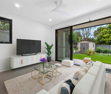 Stylish Brand-New 1 Bedroom Garden Flat with Leafy Outlook - Photo 1