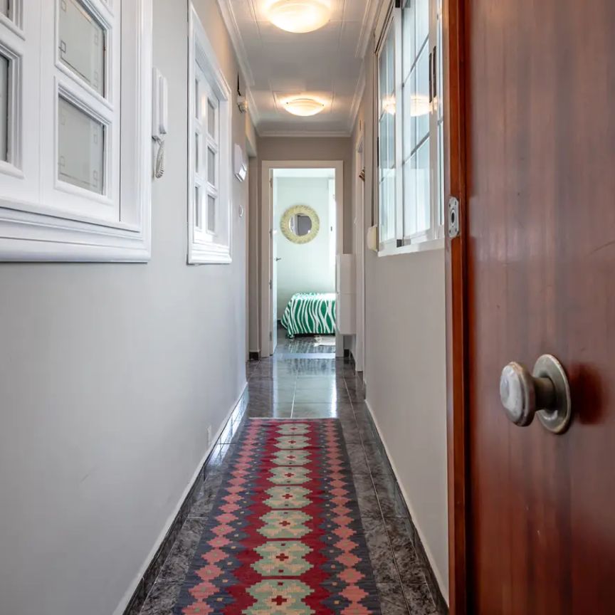 3-bedroom apartment for rent in Natzaret, Valencia - Photo 1