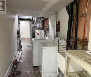 78 FANDAGO (BASEMENT) DRIVE - Photo 2