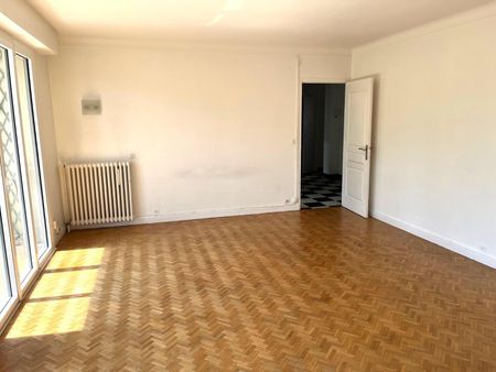 Location Appartement 4 pièces 104m² NANTES 44000 - Photo 2