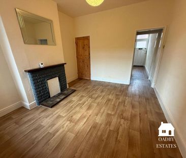 2 bedroom townhouse to rent - Photo 1