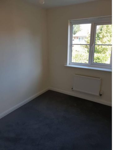 3 bedroom terraced house to rent - Photo 4