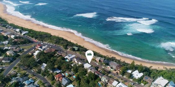 Beachside Living in a Dual Level Home - Photo 3