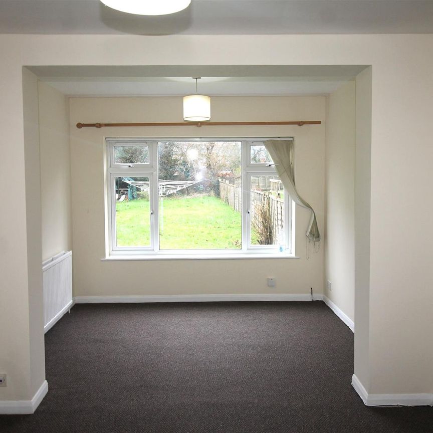 Shelburne Road, High Wycombe - Photo 1