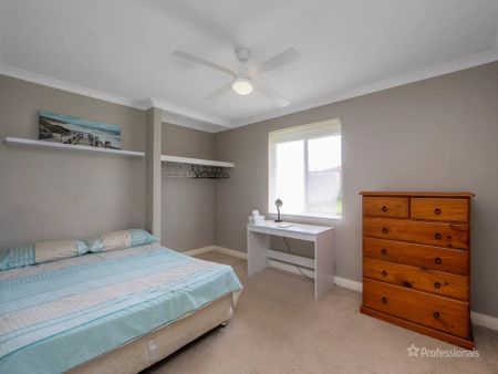 “HOUSE WITH WORKSHOP & SHED !” - Photo 5