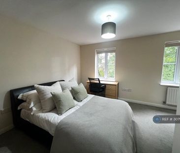 4 bedroom terraced house to rent - Photo 2