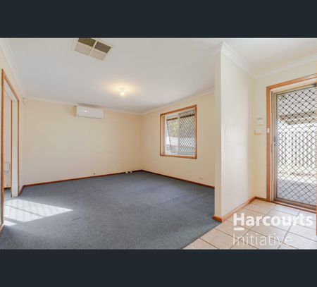 14 Nankivell Way, Koondoola, WA 6064 - Photo 2