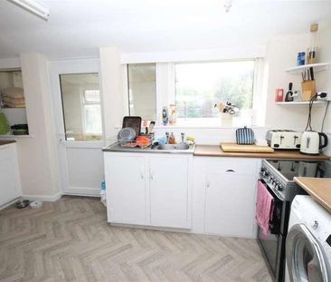 Yarmouth, PO41 - Photo 5