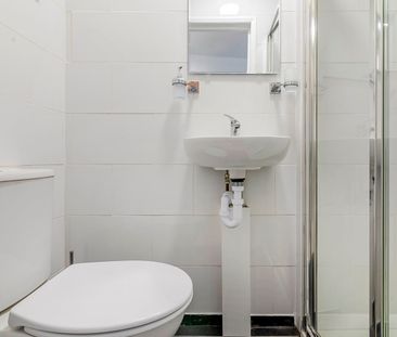 1 Bed Flat, Balfour Road, IG1 - Photo 5