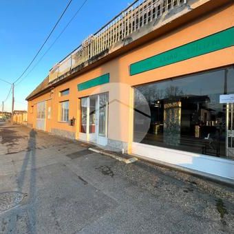 Multilocale in affitto - Photo 1