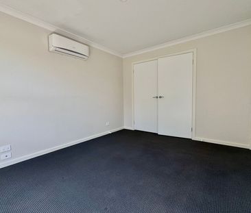 2/5 Isaacs Street, 3028, Laverton Vic - Photo 5