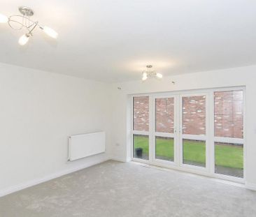 3 bedroom bungalow to rent - Photo 1