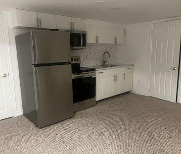 For Lease - 290 Paxton Crescent Unit# Basement, Newmarket, Ontario - Photo 4