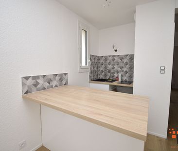 Location Appartement 2 pièces 27m² - Photo 2