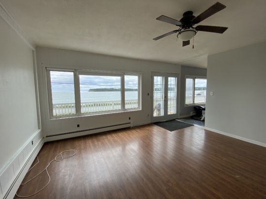 CHARMING 3-BED, 1-BATH SEASIDE FLAT | 1754 SHORE ROAD, EASTERN PASSAGE | $2,495 INCLUDES OIL AND WATER AVAILABLE NOW – OCEAN VIEWS, STEPS TO FISHERMAN’S COVE & BEACHES - Photo 1