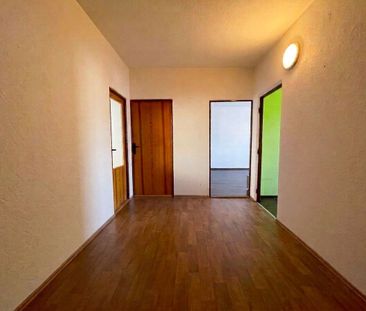 Priestranný 3 izbový, slnečný byt na skvelej adrese na prenájom v B... – Fotografia 1