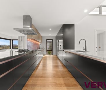 MODERN FAMILY OASIS - Photo 1