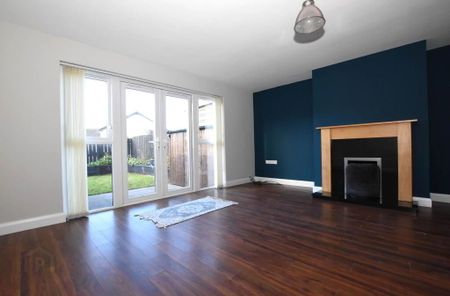 25 St Annes Wood, Donaghadee, BT21 0RH - Photo 2